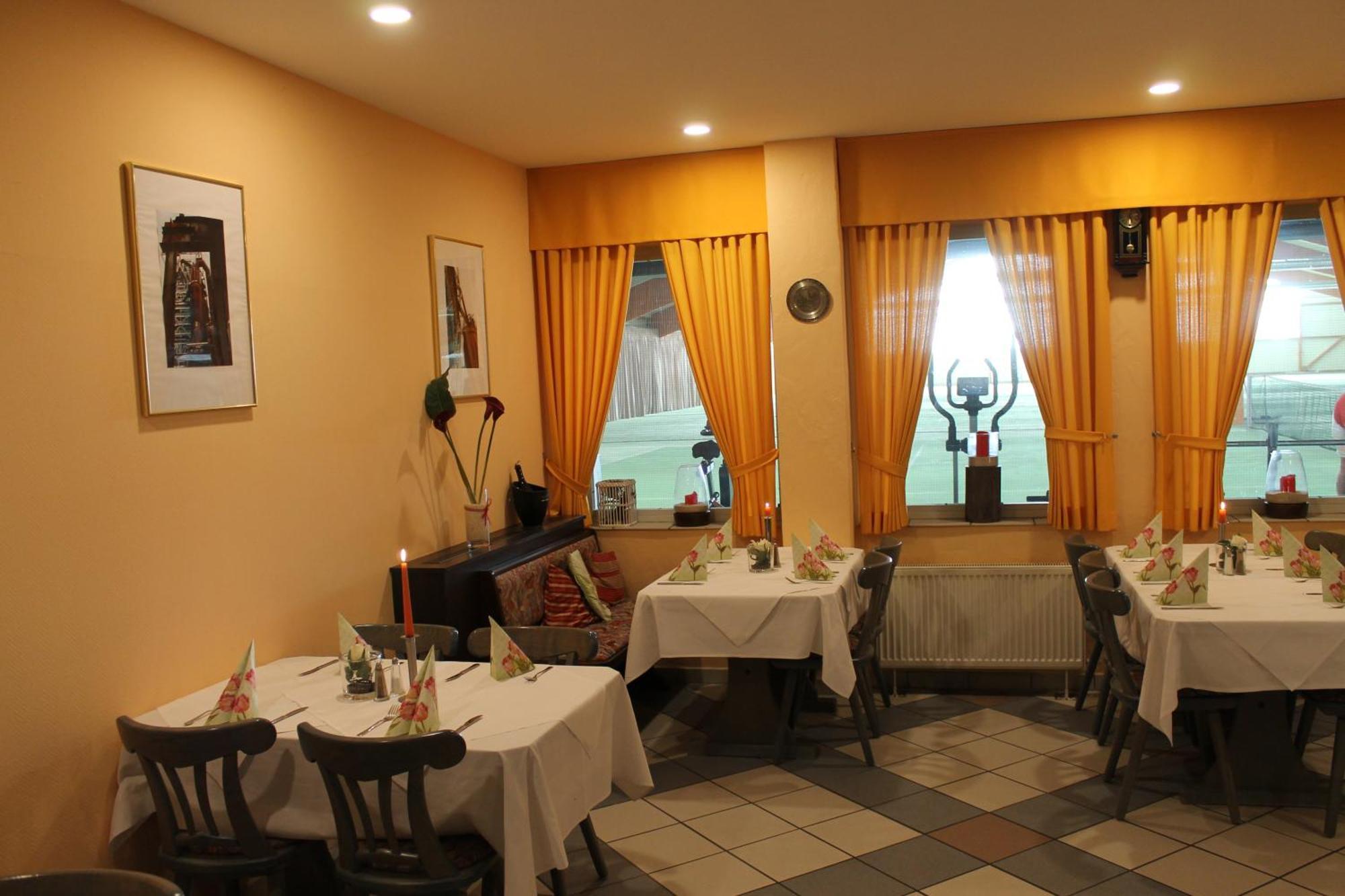 Toto'S Gasthaus Hattingen Exterior foto